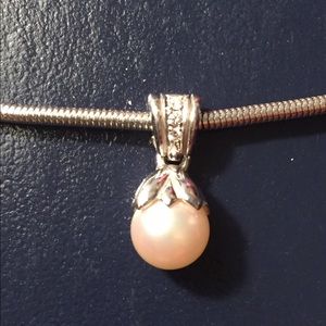 Mikimoto Jewelry - Beautiful & Classy Mikimoto 7.75m Pearl w/diamond Mikimoto Jewelry - Beautiful & Classy Mikimoto 7.75m Pearl w/diamond