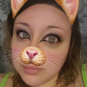 Meet your Posher, Alicia