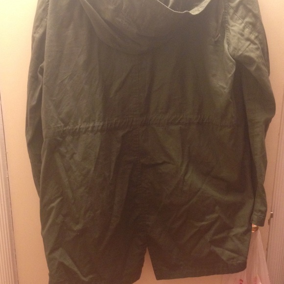 Army jacket - Picture 2 of 2