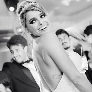 Meet your Posher, Débora