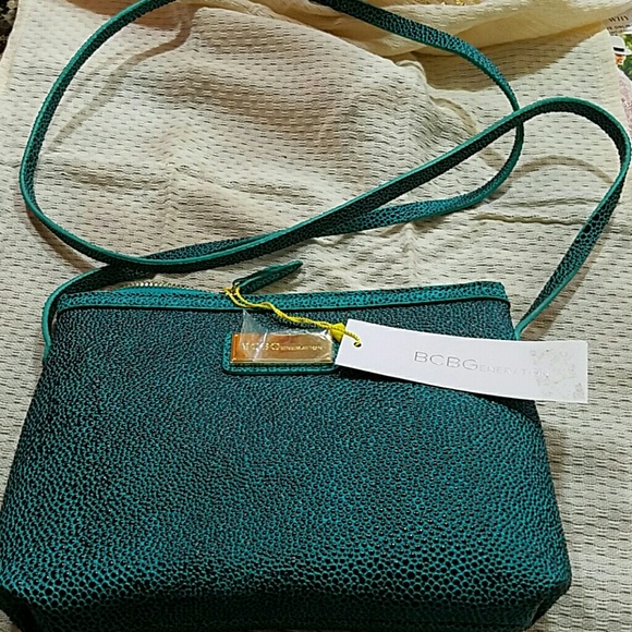 BCBGeneration Handbags - 💥SALE💥BCBGENERATION Cross Body Bag