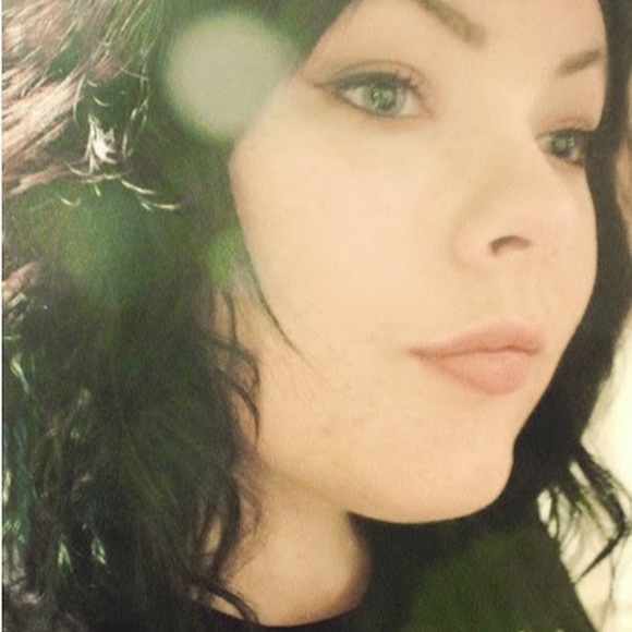 Meet your Posher, Mary - Picture 1 of 1