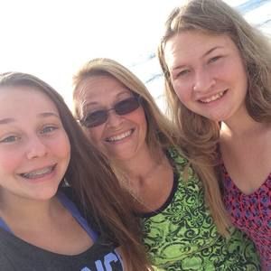 Meet your Posher, Kim