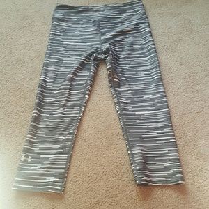 UA capri leggings