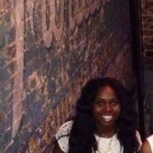 Meet your Posher, Leandra