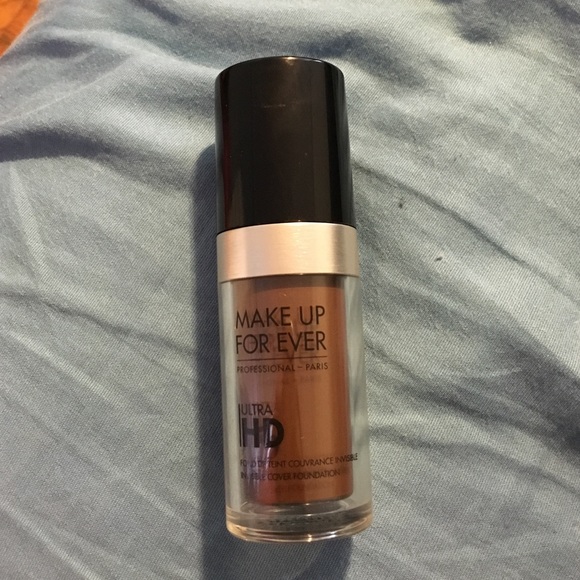 Make Up Forever HD Foundation