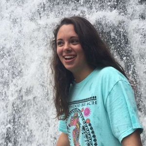 Meet your Posher, Emily