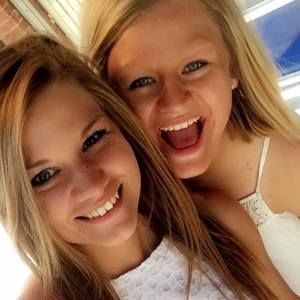 Meet your Posher, Kendra