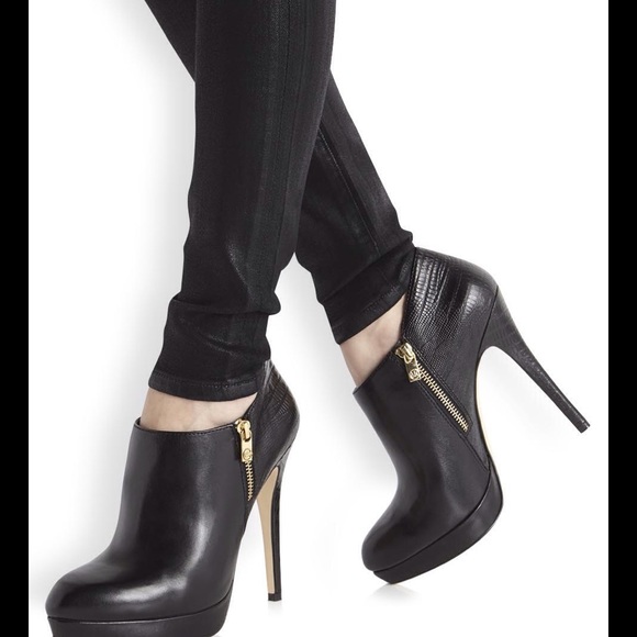 Michael Kors Shoes - Michael Kors York Ankle Boots/Booties