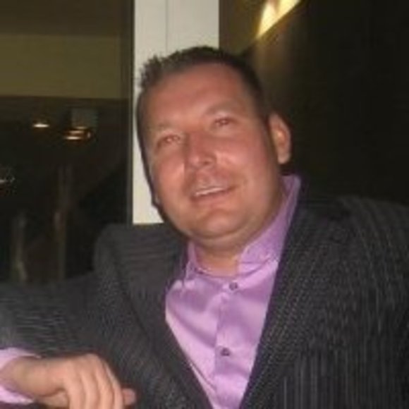 Meet your Posher, Chris - Picture 1 of 1