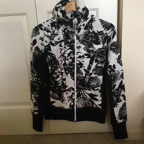 Lululemon Scuba Hoodie II