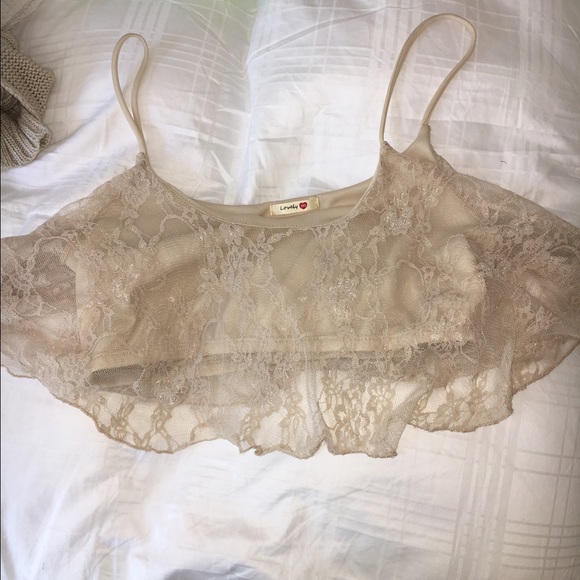 Tan lace flowy crop top - Picture 2 of 3