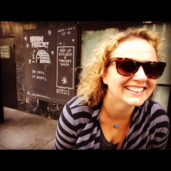 Meet your Posher, Alannah - Picture 2 of 2