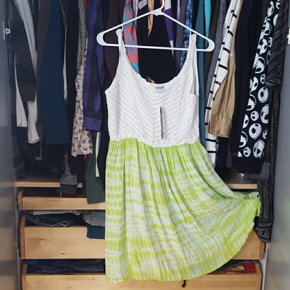 Brand new summer Dress - Picture 2 of 3