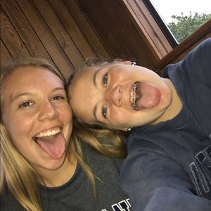 Meet your Posher, Emma