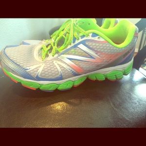 New balance 880v4 size 8