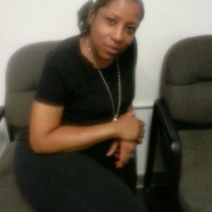 Meet your Posher, Raquel