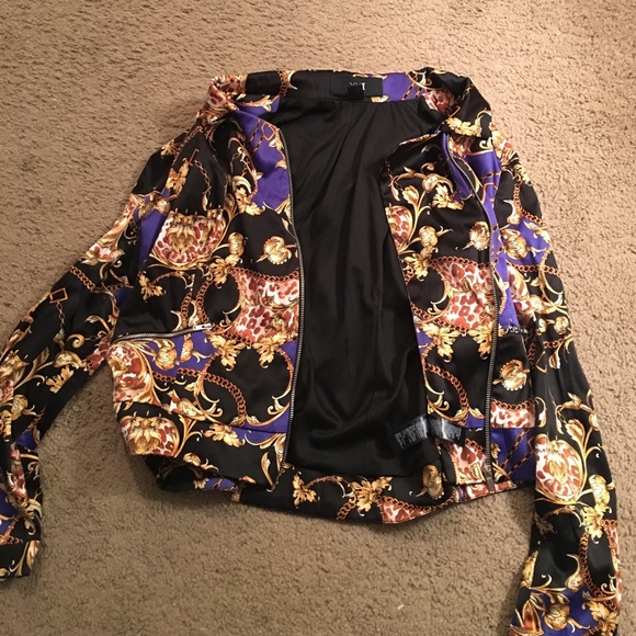 Jacket - Picture 3 of 4