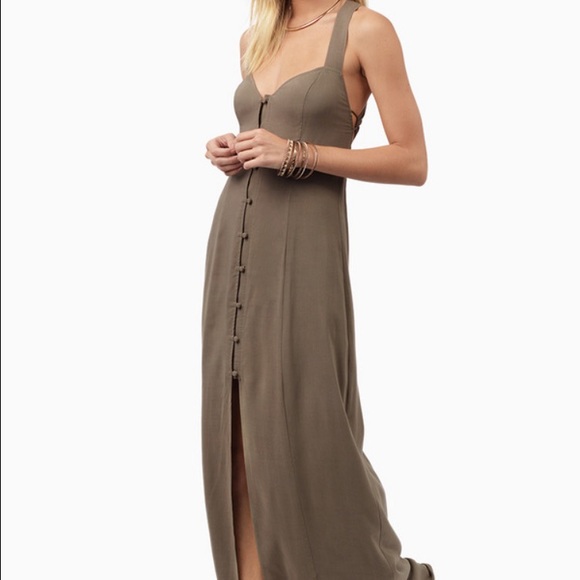 Maxi dress, low back slit in front