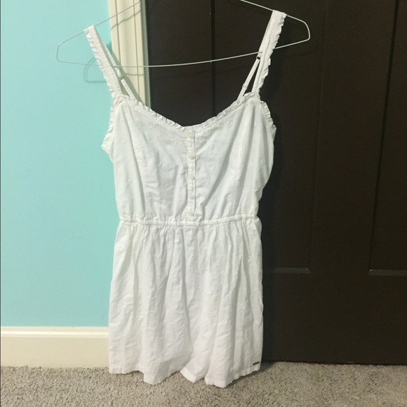 White sundress. This is me in it: I'm 5'1