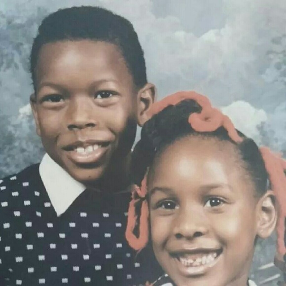 Meet your Posher, Cynthia - Picture 1 of 1