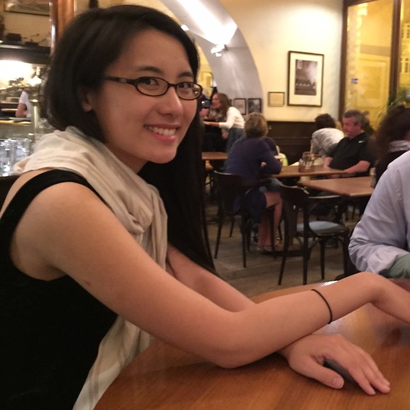 Meet your Posher, Linda - Picture 2 of 2