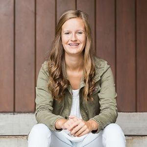 Meet your Posher, Katelyn