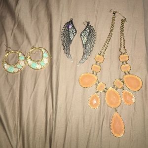 Ear rings , necklace