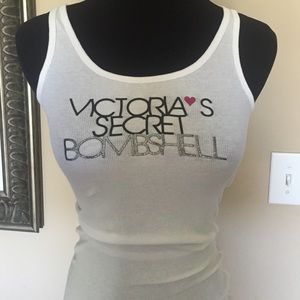 Victoria's Secret bombshell tank