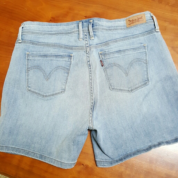 Levi's Shorts