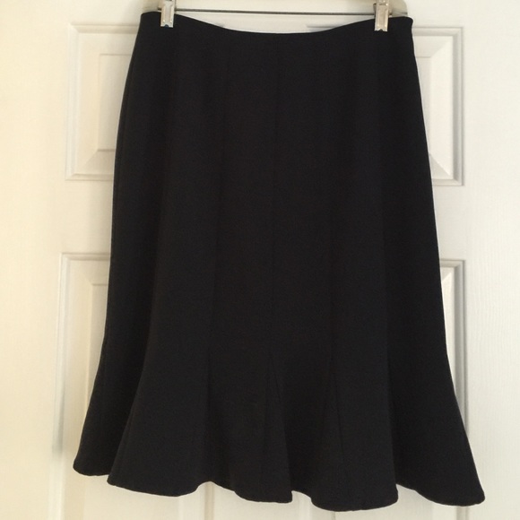 Jones New York Navy Skirt