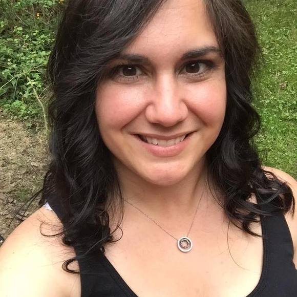 Meet your Posher, Kimberly - Picture 1 of 1