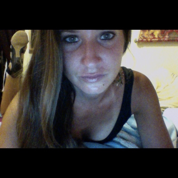 Meet your Posher, Alexandra