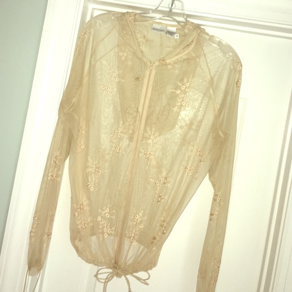 Sheer beach coverup/light jacket 🌺🌻