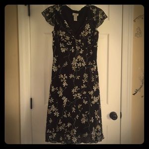 ✨ SALE ✨ Super cute dress sz 10