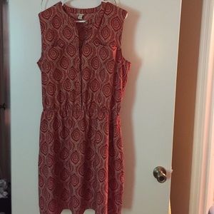 Sleeveless spring/summer dress