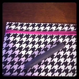 Bite lippie and makeup bag