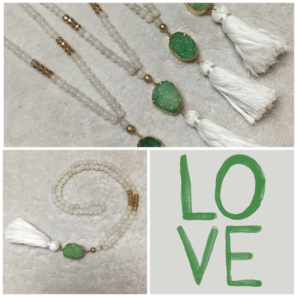 Agate & Druzy Tassel Necklace - Picture 3 of 4