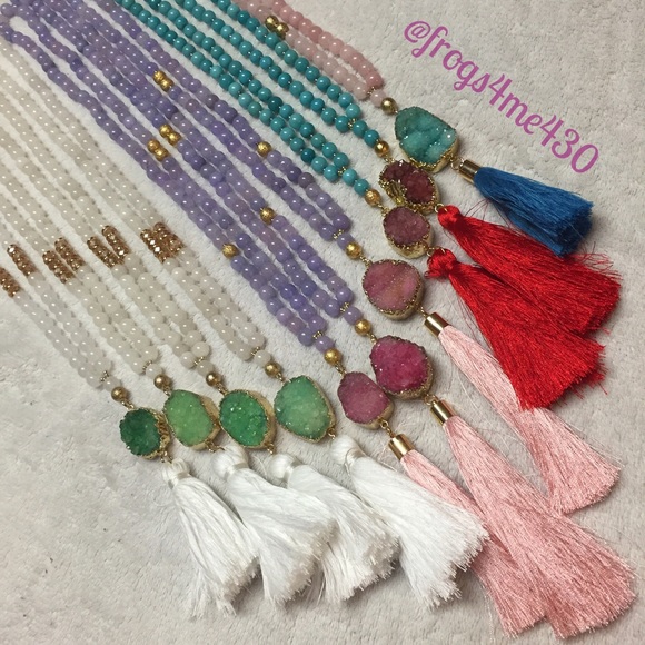 Agate & Druzy Tassel Necklace - Picture 4 of 4