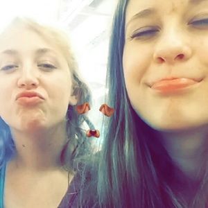 Meet your Posher, Kayton