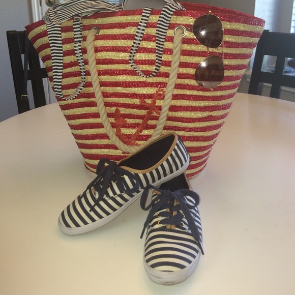 Tommy Hilfiger lace up sneakers