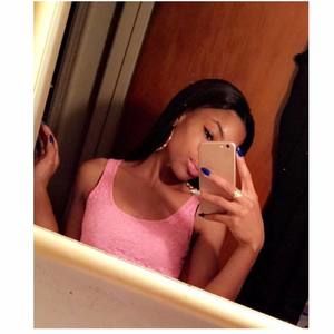 Meet your Posher, Courtney