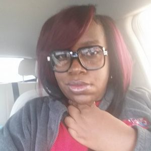 Meet your Posher, Janesia