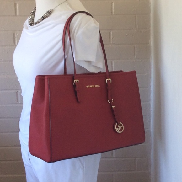 Extra Pictures Michael Kors Purse