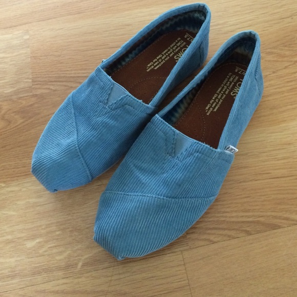Toms!!