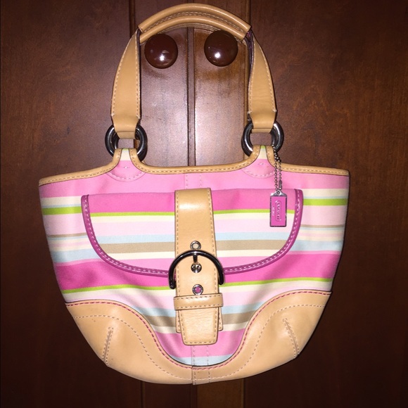 Coach mini pink bag