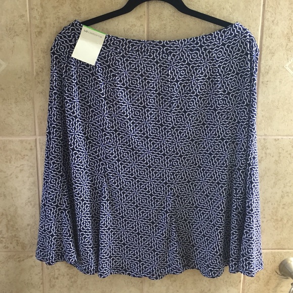 NWT~ Liz Claiborne Skirt