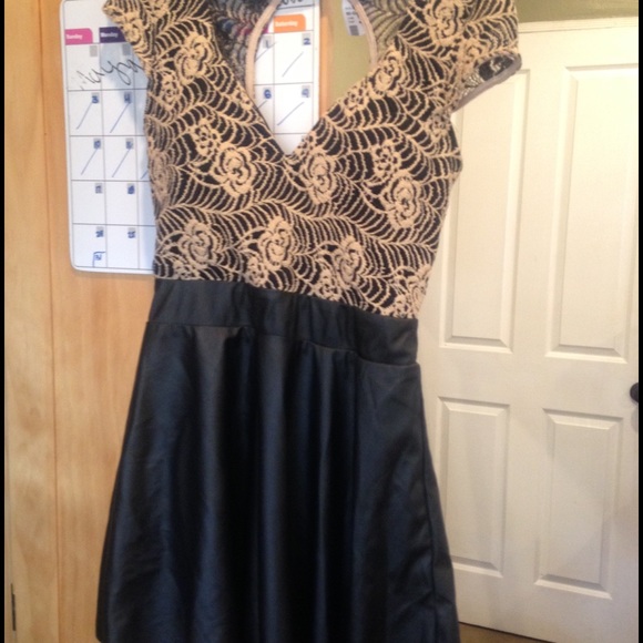 Lace/leather mini dress (M)