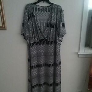 *2 for $13 Sale* Maxi Dress 3x