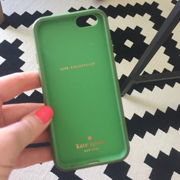 Kate Spade phone case - Picture 2 of 3